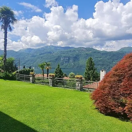 With Garden, View Of Como, Appartamento